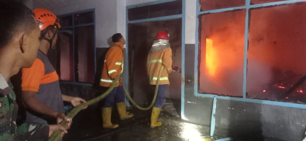 Penanganan Kebakaran Rumah di Kecamatan Kunir