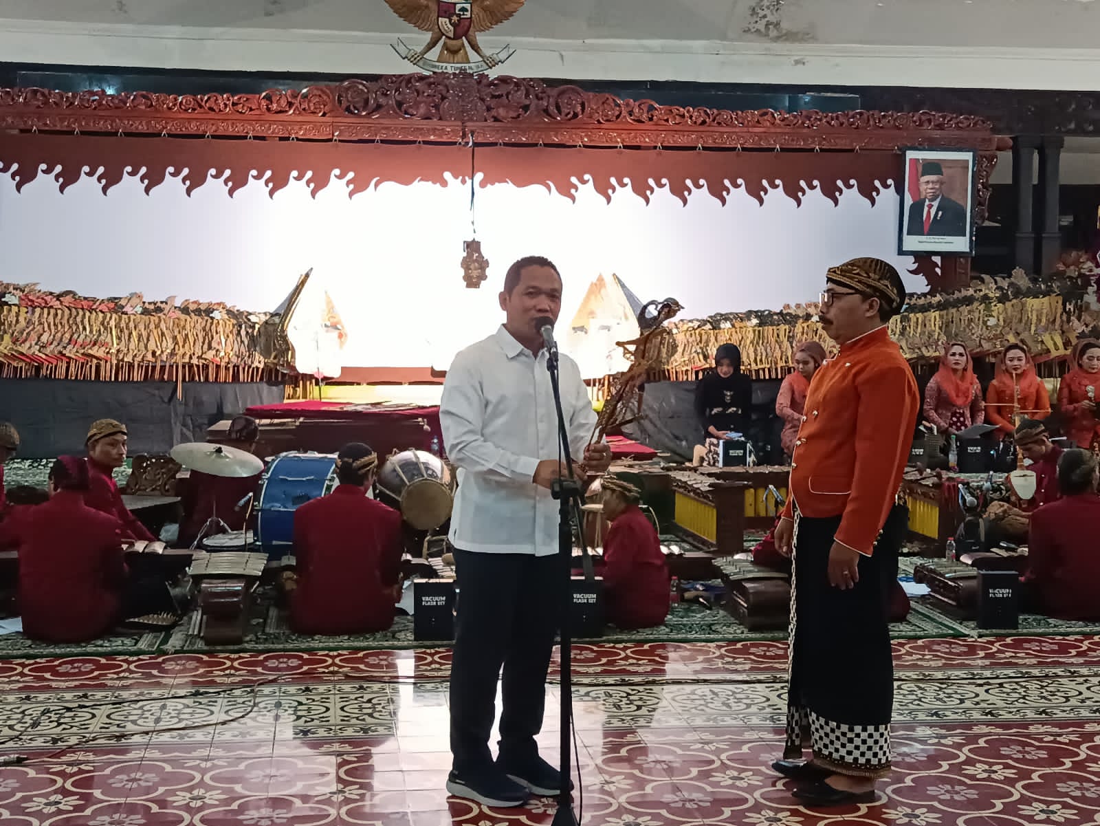 Gebyar Wayang Kulit Dalam Rangka Pengukuhan Pengurus Persatuan Pedalangan Indonesia (PEPADI) Lumajang Masa Bakti 2022-2023 dan Sosialisasi Ketentuan di Bidang Cukai Kabupaten Lumajang  