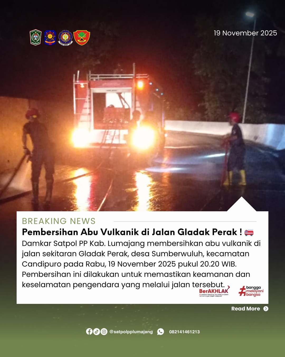 Damkar Satpol PP Kab. Lumajang Lakukan Pembersihan Abu Vulkanik di Jalan Gladak Perak